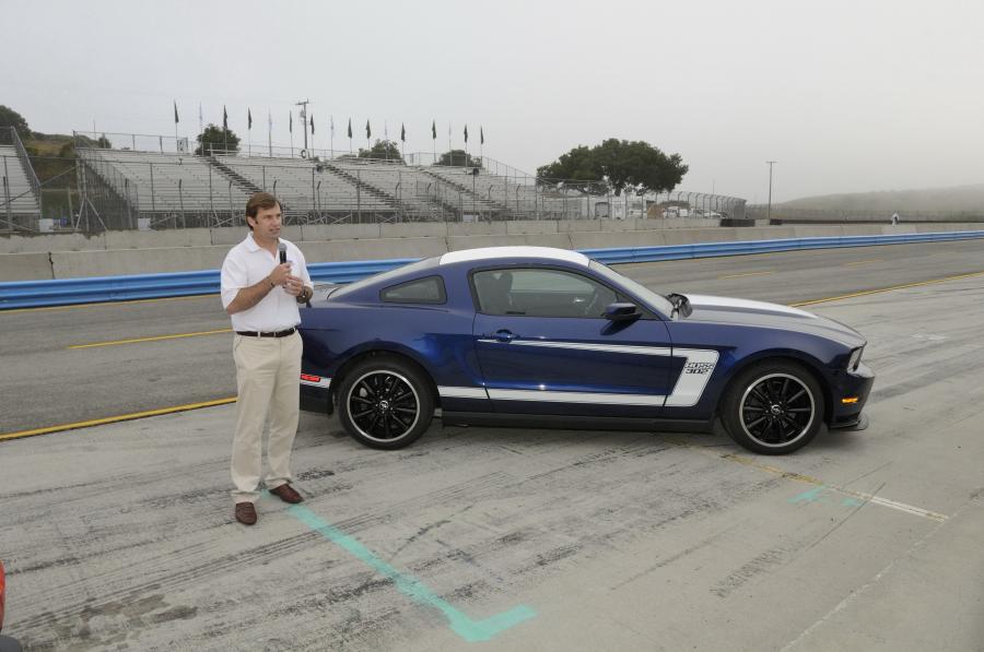  Ford Mustang Boss 302 2012 года  (фото 4 из 208)